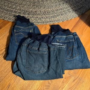 Plus size maternity jeans